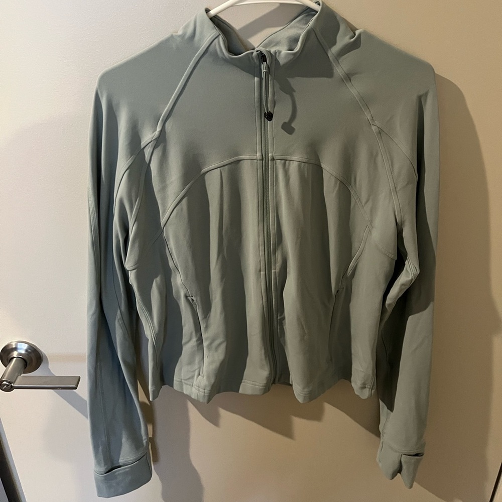 lululemon Nulu Cropped Define Jacket